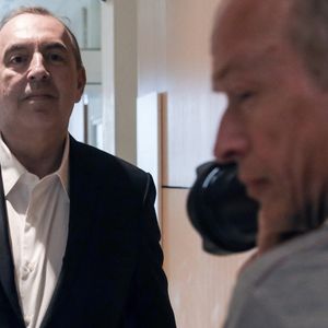 L'animateur de radio, journaliste, présentateur de télévision et producteur français, Jean-Marc Morandini arrive à la chambre correctionnel du tribunal judiciaire de Paris Batignolles, jugé pour "harcèlement sexuel" et "travail dissimulé", à Paris, Ffrance, le 13 juin 2023. © Stéphane Lemouton/Bestimage
