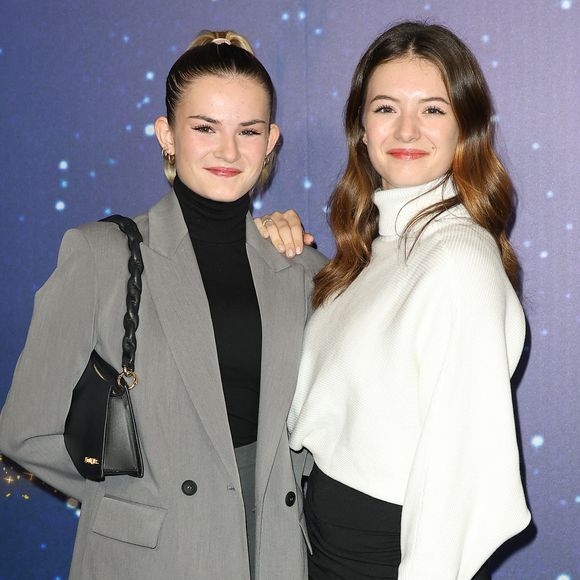 Alyzée Bois et Elsa Bois - Première du film Disney "Wish, Asha et la bonne étoile" au Grand Rex à Paris le 13 novembre 2023. © Coadic Guirec / Bestimage