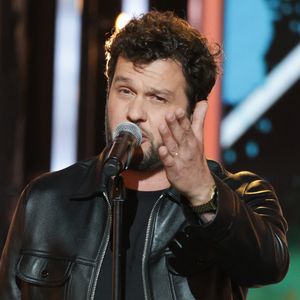 Claudio Capéo - Les célébrités se mobilisent pour la 38ème édition du Téléthon dans les studios de France 2 à Paris © Coadic Guirec / Bestimage