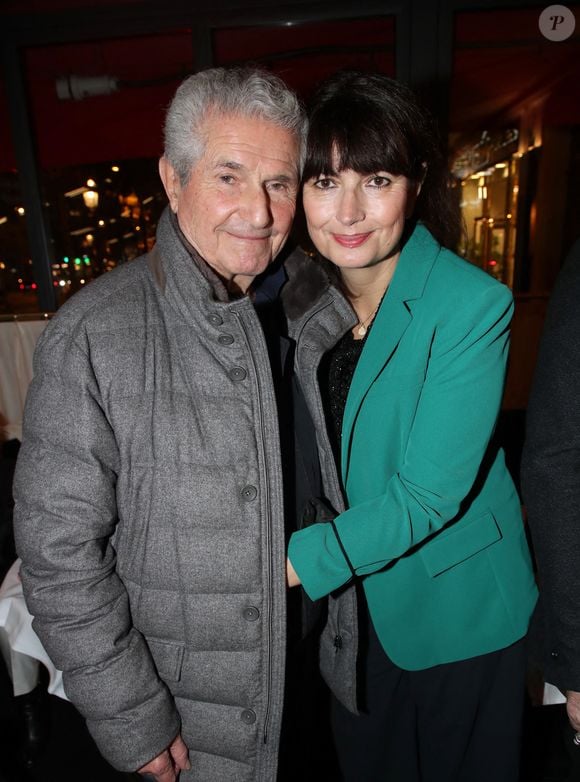 Claude Lelouch et sa compagne Valérie Perrin au restaurant Le Fouquet's. © Bertrand Rindoff Petroff / Bestimage 