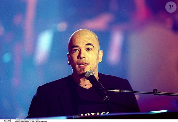 Pascal Obispo aux Victoires de la Musique en 2000
MAX COLIN / BESTIMAGE