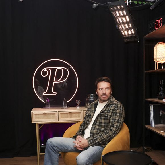 Exclusif - Samuel Le Bihan pose lors d'un interview chez Purepeople à Levallois-Perret le 4 novembre 2024. © Jack Tribeca / Bestimage