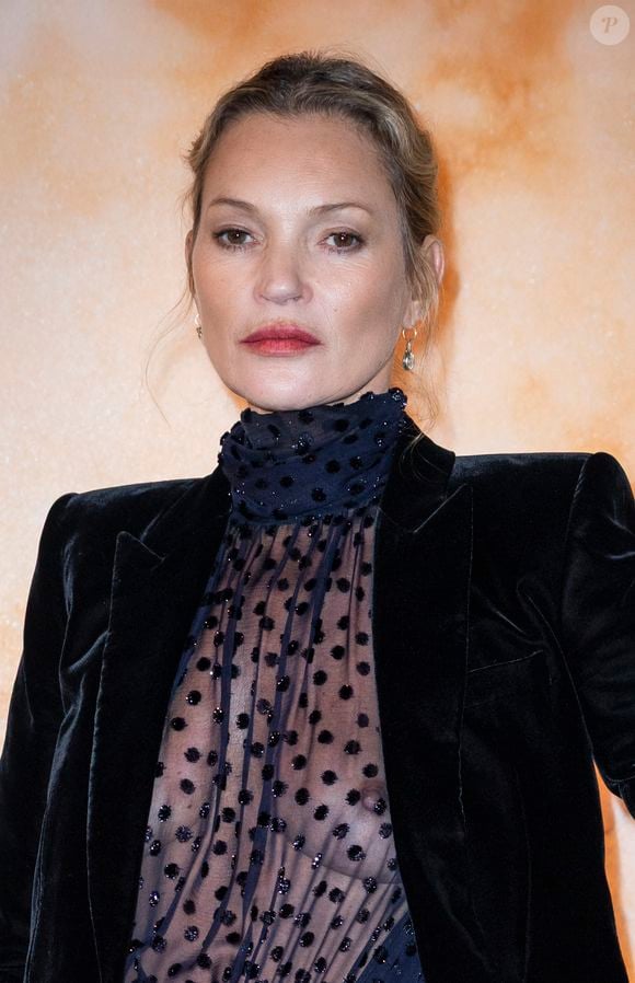 Kate Moss - Photo Call pour Le Défilé « Saint Laurent »Collection Prêt-à-Porter Automne/Hiver 2025-2026" lors de la Fashion Week de Paris (PFW), le 11 mars 2025. © Olivier Borde /Bestimage