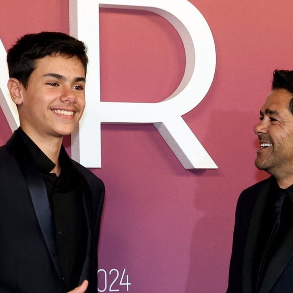 Mais aussi prenant la pose avec sa petite soeur Lila

Jamel Debbouze et son fils Léon - Photocall des lauréats (press room) lors de la 49ème édition de la cérémonie des César à l’Olympia à Paris le 23 février 2024

© Dominique Jacovides / Olivier Borde / Bestimage