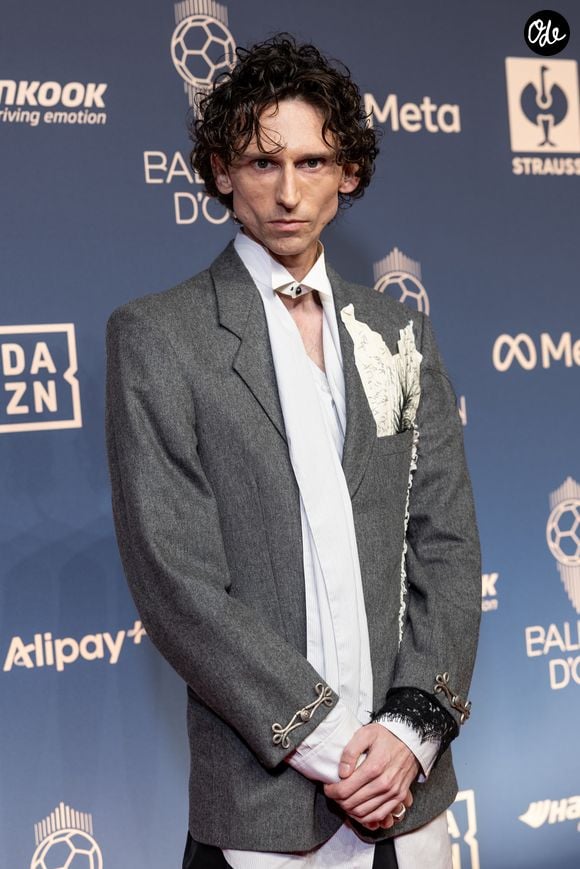 Arthur Cadre à la 70e cérémonie du Ballon d'Or au Palladium Theatre, le 26 octobre 2026 à Londres.

© Cyril Moreau / Bestimage