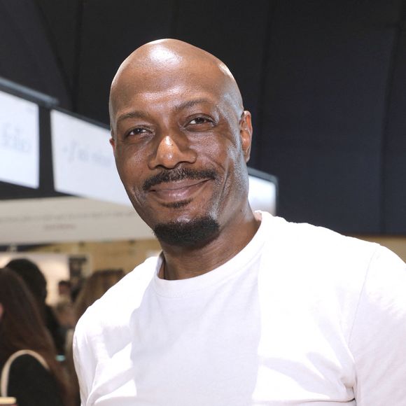 Il y a déploré la tournure que toute cette histoire avait prise, dénonçant une société de plus en plus vile. 

Harry  Roselmack - Festival du livre de Paris 2024 le 12 avril 2024.
© Cedric Perrin / Bestimage