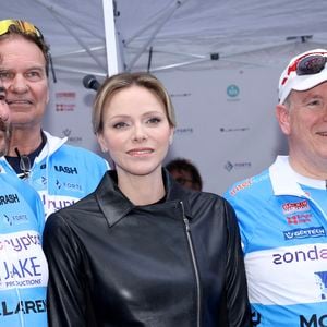 La princesse Charlène de Monaco et le prince Albert II de Monaco - Le prince Albert II de Monaco participe à une randonnée à vélo de Saint-Tropez à la Principauté de Monaco en 4 heures et 15 minutes, au profit de la Fondation de la Princesse Charlène de Monaco le 27 avril 2025. © Claudia Albuquerque/Bestimage