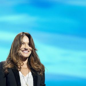Exclusif - Carla Bruni Sarkozy - Enregistrement de l'émission "La fête de la chanson française" à Paris, présentée par L.Thilleman et A.Manoukian, et diffusée le 20 décembre sur France 3
© Pierre Perusseau / Bestimage