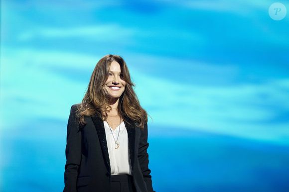 Exclusif - Carla Bruni Sarkozy - Enregistrement de l'émission "La fête de la chanson française" à Paris, présentée par L.Thilleman et A.Manoukian, et diffusée le 20 décembre sur France 3
© Pierre Perusseau / Bestimage