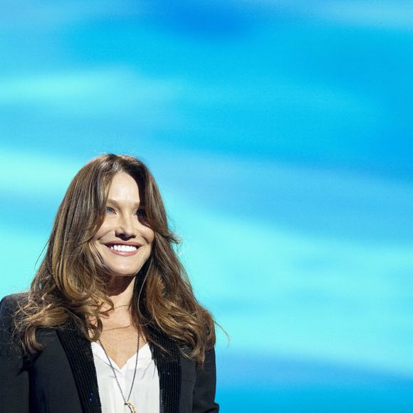 Exclusif - Carla Bruni Sarkozy - Enregistrement de l'émission "La fête de la chanson française" à Paris, présentée par L.Thilleman et A.Manoukian, et diffusée le 20 décembre sur France 3
© Pierre Perusseau / Bestimage