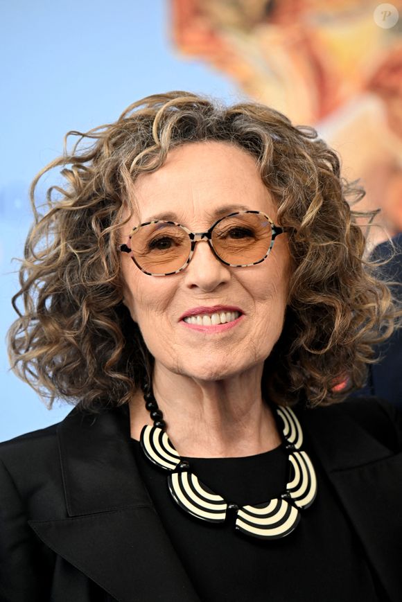 Mireille Dumas durant la cérémonie de clôture de la 64ème édition du Festival de télévision de Monte-Carlo au Grimaldi forum à Monaco, le 17 juin 2025. © Bruno Bebert / Bestimage