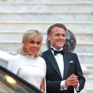 Le président de la République française Emmanuel Macron et sa femme la Première Dame Brigitte Macron arrivant au dîner d'état en l'honneur de la visite du couple présidentiel français au palais princier de Monaco, le 7 juin 2025. © Claudia Albuquerque/Bestimage
