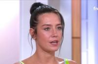 Artus et Adèle Exarchopoulos ont évoqué leurs variations de poids dans "C à vous" sur France 5.