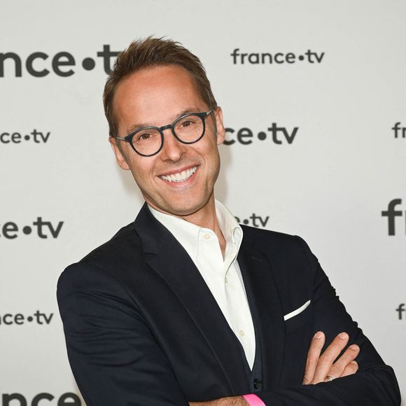 Damien Thévenot au photocall pour la conférence de presse de rentrée de France TV à la Grande Halle de la Villette à Paris, France, le 6 juillet 2022. © Coadic Guirec/Bestimage