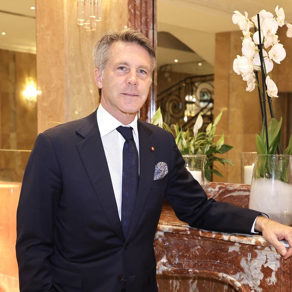 Emmanuel-Philibert de Savoie lors de la soirée des Ordres Dynastiques de la maison royale de Savoie dans les salons Hoche à Paris, le 30 juin 2026. 

© Cédric Perrin / Bestimage