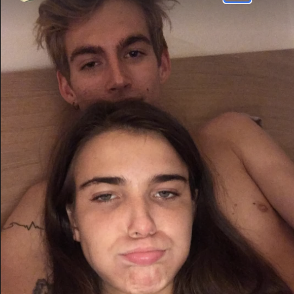 L'ex petite-amie de Presley Gerber réagit à sa disparition sur Instagram