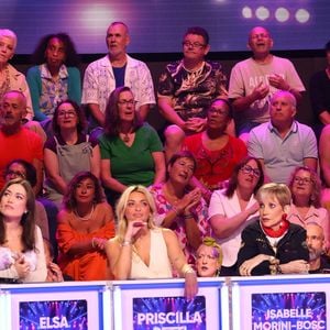 Benjamin Castaldi, Elsa Esnoult, Priscilla Betti, Isabelle Morini-Bosc, Gilles Verdez lors de l'enregistrement de l’émission "On Connait La Chanson Céline Dion", présentée par L.Boccolini et diffusée le 1er septembre sur W9, à Paris, France, le 2 juillet 2026. © Jack Tribeca/Bestimage