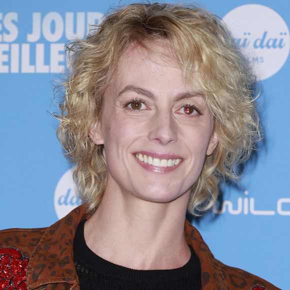 Je me souviens que lorsque j'ai dit à mon fils [Aksel, également acteur, ndlr] que je n'avais pas le rôle, il m'a dit : 'C'est pas grave, maman. Nous, on va tourner." 


Sara Mortensen - Avant-première du film Des jours meilleurs au cinéma Max Linder Panorama à Paris, lundi 7 avril 2025. © Christophe Aubert via Bestimage
