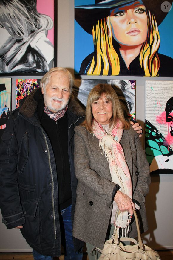 Exclusif - Jean-Jacques Debout et sa femme Chantal Goya - Vernissage de l'exposition de la vente aux enchères au profit de la fondation Brigitte Bardot à la galerie Drouot à Paris. Le 4 novembre 2021