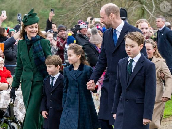 La princesse de Galles, le prince Louis, la princesse Charlotte, le prince de Galles et le prince George assistent au service religieux du jour de Noël à l'église St Mary Magdalene à Sandringham, Norfolk, Royaume-Uni, le mercredi 25 décembre 2024. Photo by Zak Hussein/Splash News/ABACAPRESS.COM