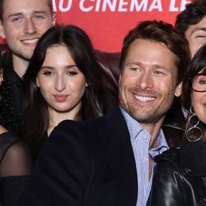 Alexia Laroche-Joubert, Glen Powell et les élèves de la Star Academy 2025 (G-D) Ambre, Léane lors de la première de Running Man au cinéma UGC Ciné Cité Bercy à Paris le 3 novembre 2025.
© Denis Guignebourg / Bestimage
