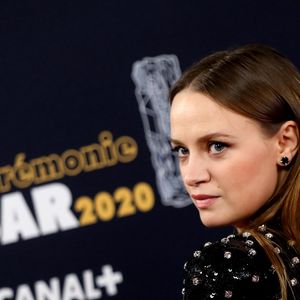 Sa carrière a été impactée par ces événements, l’amenant à se retirer temporairement de la vie publique et du cinéma.

Sara Forestier lors du photocall lors de la 45ème cérémonie des César à la salle Pleyel à Paris le 28 février 2020

© Dominique Jacovides / Olivier Borde / Bestimage