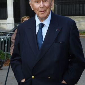 Exclusif -  Philippe Bouvard - Arrivées à l'enregistrement de l'émission "Vivement Dimanche" au Studio Gabriel à Paris, diffusée le 9 octobre 2022 sur France 3.
Paris le 5 octobre 2022.

© Giancarlo Gorassini / Bestimage