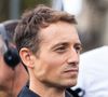 “J’y suis deux jours par semaine. J’ai le bon côté de Paris quand j’y suis, par contre je suis très content de ne pas y rester.”

Le journaliste français Hugo Clément lors d'une manifestation de soutien à l'ONG Sea Shepherd du fondateur canadien Paul Watson à Paris. Photo par Alexis Jumeau/ABACAPRESS.COM