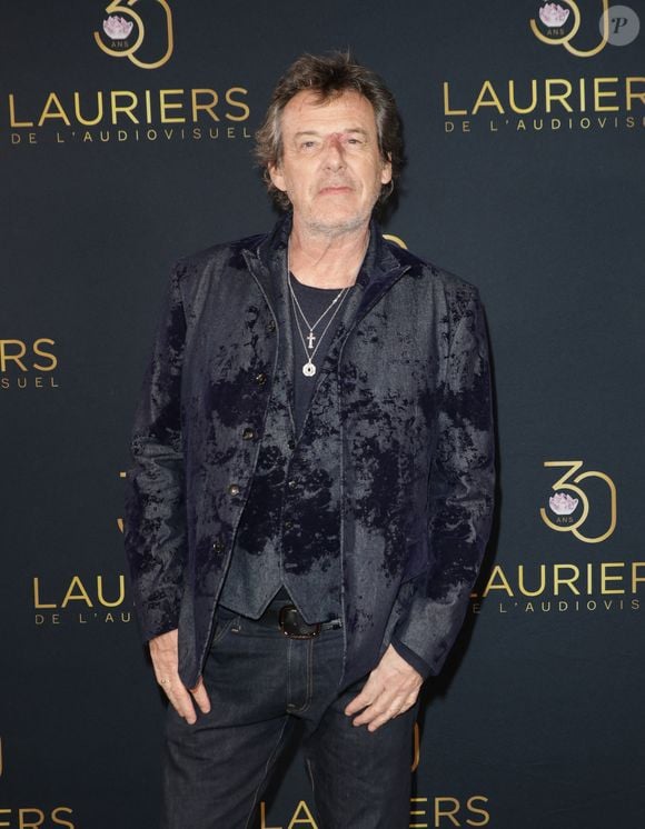 Jean-Luc Reichmann - Photocall de la 30ème cérémonie des Lauriers de l'audiovisuel au théâtre Marigny à Paris le 24 février 2025. © Coadic Guirec/Bestimage
