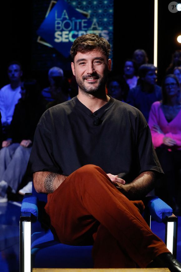 Exclusif - Jérémy Frérot - Enregistrement de l'émission "La Boîte à Secrets N°20" dans les studios de la Cité du Cinéma à Saint-Denis, présentée par F.Bollaert et diffusée le 10 janvier sur France 3
© Christophe Clovis / Bestimage