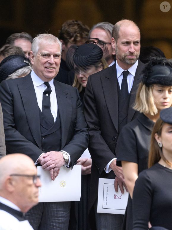 Le prince Andrew, le duc d'York et le prince William, le prince de Galles aux funérailles de la duchesse de Kent, cathédrale de Westminster. Londres, Royaume-Uni. 16 septembre 2025. Photo by Doug Peters/EMPICS/ABACAPRESS.COM