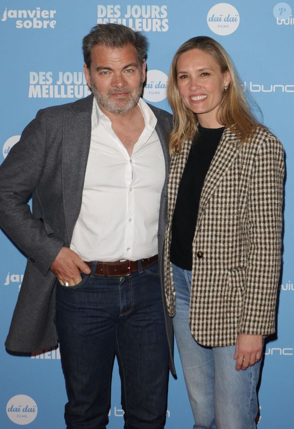 Clovis Cornillac et sa femme Lilou Fogli - Avant-première du film "Des jours meilleurs" au cinéma Max Linder à Paris le 7 avril 2025. © Coadic Guirec/Bestimage