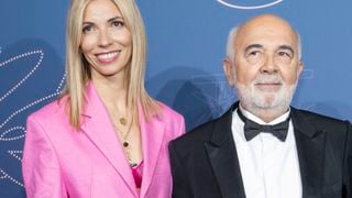 Gérard Jugnot : Qui est sa femme Patricia Campi, âgée de 30 ans de moins, qui a mis son talent au service de l'acteur ?