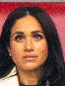 Meghan Sussex, vraiment ? La femme du prince Harry a tout faux et c'est un proche de Charles III qui le dit