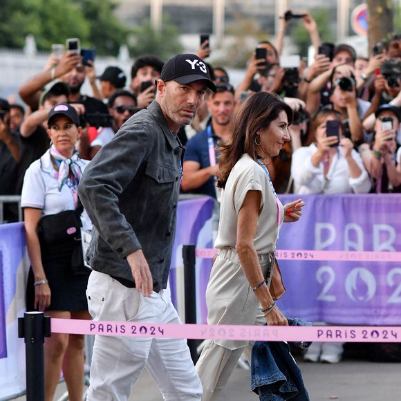 Zinedine Zidane et sa femme Véronique - Arrivées à la finale de basketball "France vs USA" à l'Arena Bercy à Paris, lors des Jeux Olympiques Paris 2024. Le 10 août 2024 © Perusseau-Jacovides / Bestimage