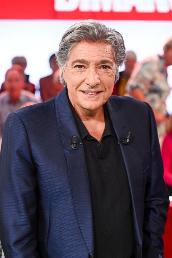 Exclusif - Frédéric François lors de l'enregistrement de l'émission Vivement dimanche présentée par M.Drucker aux studios Rive Gauche, à Paris, France, le 1er octobre 2025. Diffusion sur France 3 le 9 novembre 2025. © Guillaume Gaffiot/Bestimage