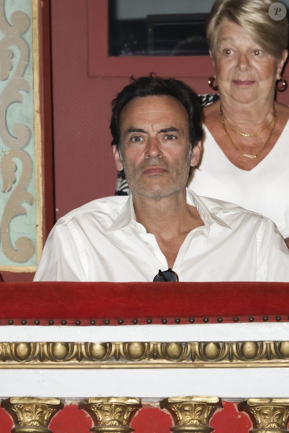 Exclusif - Anthony Delon -  Concerto pour la paix de Omar Harfouch au théâtre de Béziers le 8 mai 2025© Jack Tribeca / Bestimage