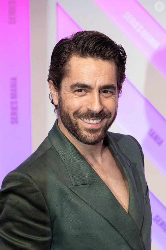 Agustín Galiana assiste à la cérémonie d'ouverture du festival Series Mania le 15 mars 2024 à Lille, France. Photo par Sebastien Courdji/ABACAPRESS.COM