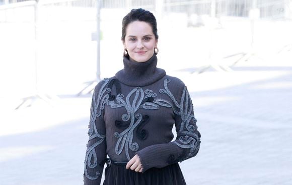 Info du 18/12/25 - L'actrice de 37 ans Noémie Merlant est enceinte de son premier enfant - Noémie Merlant - Les célébrités au défilé Louis Vuitton "Collection Femme Prêt-à-Porter Printemps/Eté 2026" lors de la Fashion Week de Paris (PFW), le 30 septembre 2025.
© Christophe Aubert via Bestimage