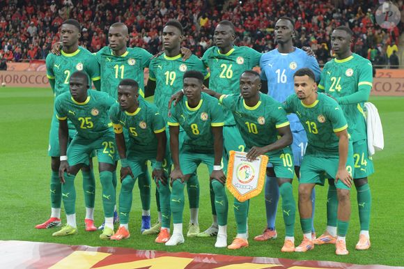 Le onze de départ du Sénégal pose pour une photo avant la finale de la Coupe d'Afrique des Nations entre le Sénégal et le Maroc à Rabat, au Maroc, le 18 janvier 2026. (Photo by Aissa/Xinhua/ABACAPRESS.COM