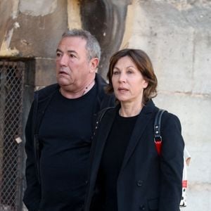 Fabien Onteniente, Mathilde Seigner - Obsèques de Nathalie Baye en l'église Saint-Sulpice à Paris le 23 avril 2026. 

© Dominique Jacovides - Coadic Guirec / Bestimage