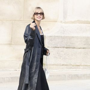 Angèle - Arrivées au défilé de mode féminine Chanel printemps-été 2025 lors de la Fashion Week de Paris (PFW), au Grand Palais, à Paris, France, le 1er octobre 2024. © Aubert-Clovis/Bestimage