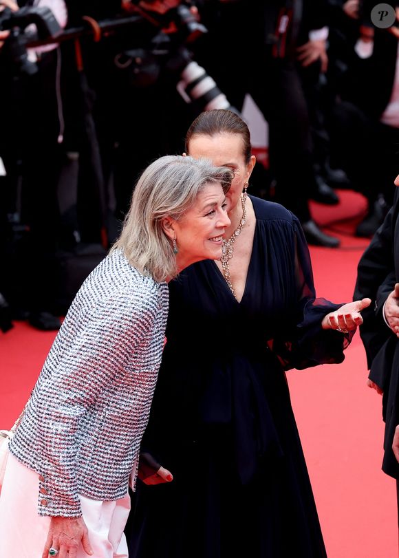 La princesse Caroline de Hanovre, Carole Bouquet - Montée des marches du film « Killers of the flower moon » lors du 76ème Festival International du Film de Cannes, au Palais des Festivals à Cannes. Le 20 mai 2023
© Jacovides-Moreau / Bestimage
