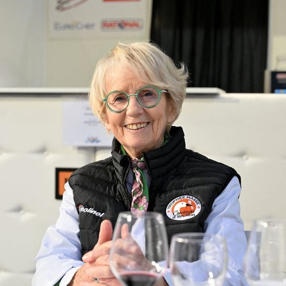 Elle cite l’exemple de Mary Berry en Angleterre, dont la succession avait été plus facilement assurée.

32ème édition d'AGECOTEL, le salon biennal des professionnels des CHR et Métiers de Bouche qui se tient au Palais des Expositions à Nice avec comme marraine Mercotte. © Bruno Bebert/Bestimage