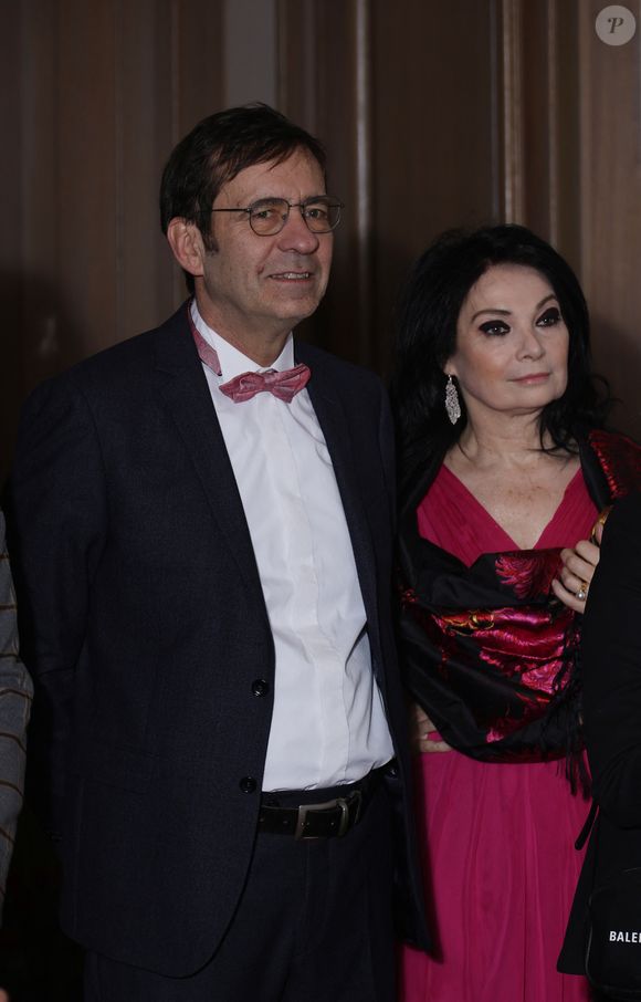 Thierry Samitier et son amie au cocktail et soirée du mariage de Jeremy Bellet avec Christophe Courtois à l'Hotel le Bedford à Paris le13 janvier 2024. © Denis Guignebourg / Bestimage