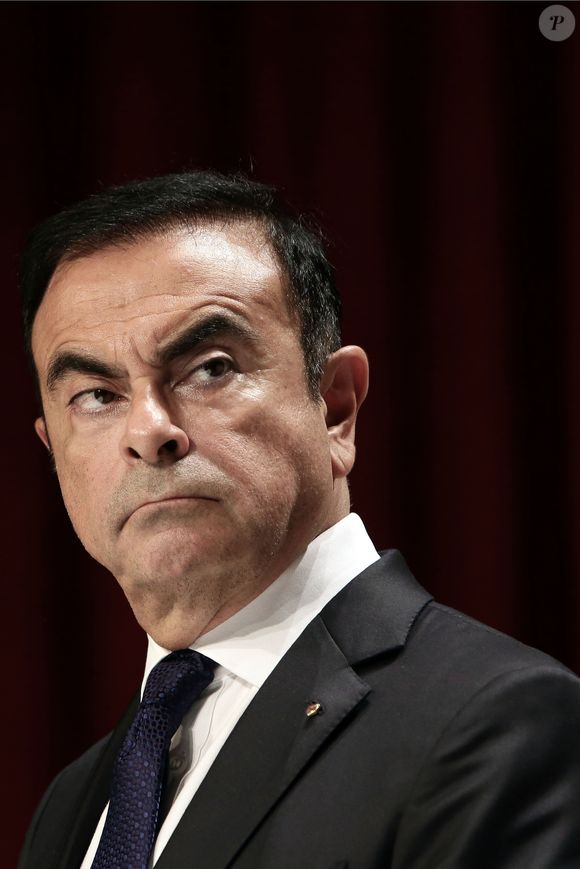 Info - Rachida Dati et Carlos Ghosn visés par un procès pour corruption, à la demande du parquet national financier - Carlos Ghosn et Emmanuel Macron lors d'une conférence de presse pour l'inauguration d'une chaine de production sur le site de Renault Sandouville le 30 septembre 2014.

© Stéphane Lemouton / Bestimage