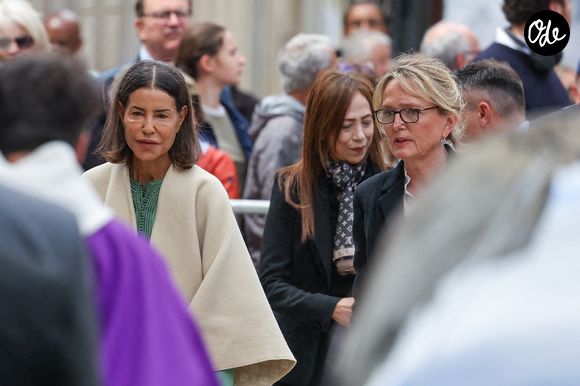 La princesse Lalla Meryem, invitée, aux côtés de Claude Chirac lors des funérailles de B. Chirac à la basilique Sainte-Clotilde à Paris (7e) le 12 juin 2026. L’ancienne première dame de France est décédée le 5 juin 2026 à l’âge de 93 ans. 
© Jacovides / Liewig / Bestimage