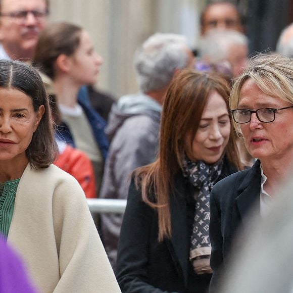 La princesse Lalla Meryem, invitée, aux côtés de Claude Chirac lors des funérailles de B. Chirac à la basilique Sainte-Clotilde à Paris (7e) le 12 juin 2026. L’ancienne première dame de France est décédée le 5 juin 2026 à l’âge de 93 ans. 
© Jacovides / Liewig / Bestimage