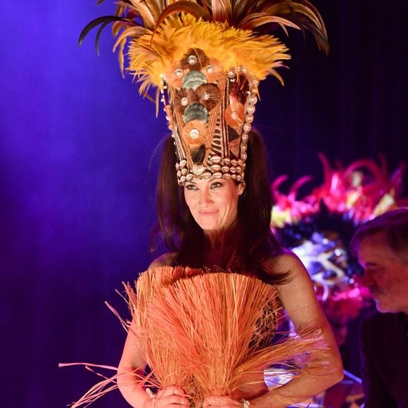 Mareva Galanter (Miss France 1999) en concert au théâtre Music-Hall Show l'Alhambra à Paris, France, le 23 novembre 2023. © Veeren/Bestimage