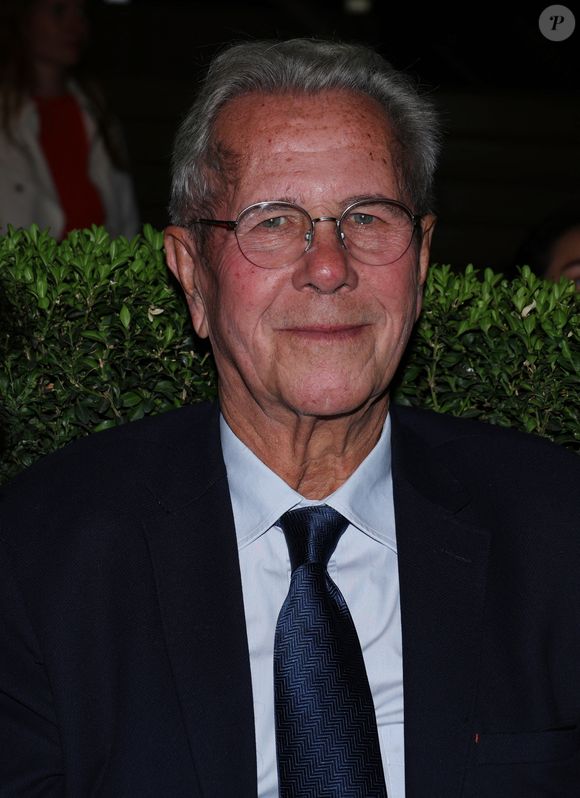 Jean-louis Debré lors de la soirée des 90 ans du prix des Deux Magots à Paris le 25 septembre 2023.

© Denis Guignebourg / Bestimage